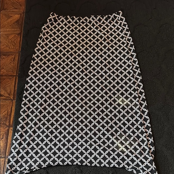 White House Black Market Dresses & Skirts - White House Black Market Embellished Black and White Pencil Skirt